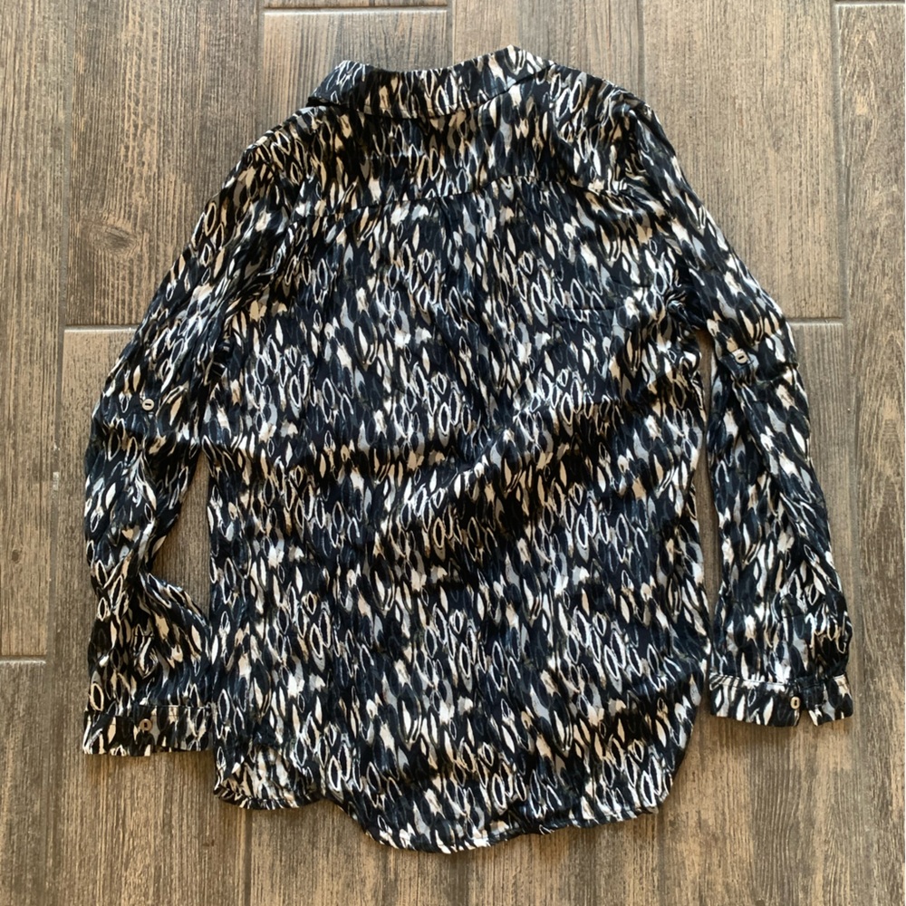 Yest Patterned Blouse - Picture 3 of 3